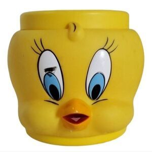 Warner Brothers Looney Tunes VINTAGE Cup Mug Tweety Tweetie Bird 1992